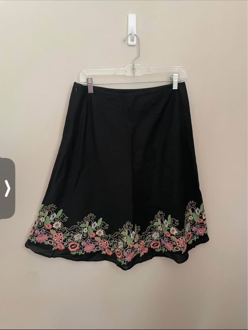 Black Embroidered Skirt Size 6 Boho Floral Detail - Apt 9